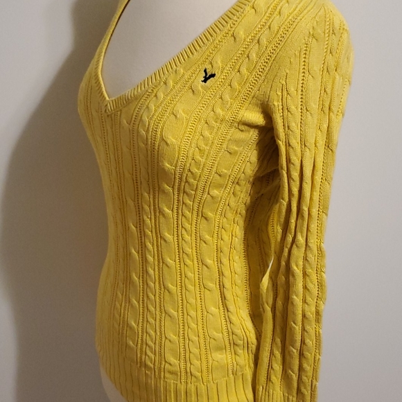 American Eagle Sweater - Picture 2 of 4